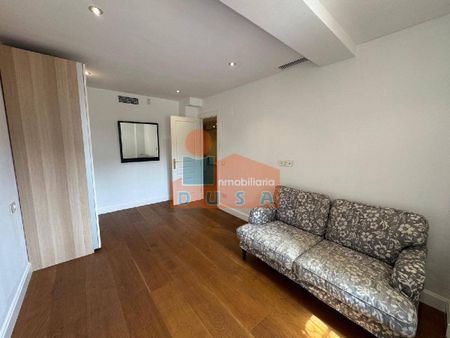 ALQUILER ADOSADA EXCLUSIVA | 3.700 €, 277 m² - Photo 3