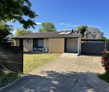 Neat and Tidy 3 Bedroom Home - Photo 4