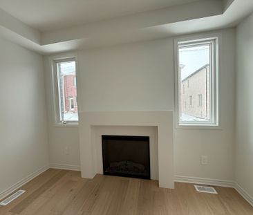 For Lease - 21 Moss Drive, Markham, Ontario - Photo 1