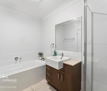 51 Floresta Crescent, Cameron Park NSW 2285 - House For Rent | Domain - Photo 3