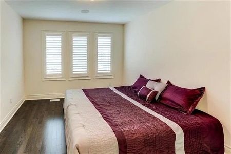 For Lease - 10 Andretti Crescent, Brampton, Ontario - Photo 4