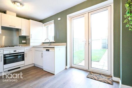 2 bedroom terraced house to rent - Photo 3