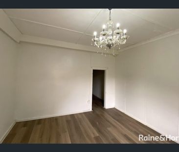 1-bedroom flat in great location - Photo 5