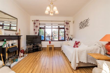 2 Collinswood, Collins Avenue, Beaumont, Dublin 9 - Photo 2