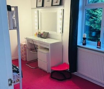 Lovely 3 Bed Town House TO LET in popular part of Heywood - Photo 4