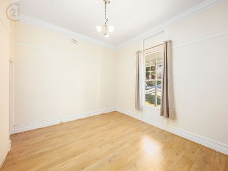 Updated Family Home Full of Character &ast;&ast; Available 21&sol;12&sol;24 &ast;&ast; - Photo 3