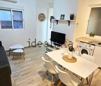 Alquiler de piso en CL Armengual De La Mota - Photo 5