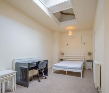 2 bedroom ground floor flat to rent - Photo 6