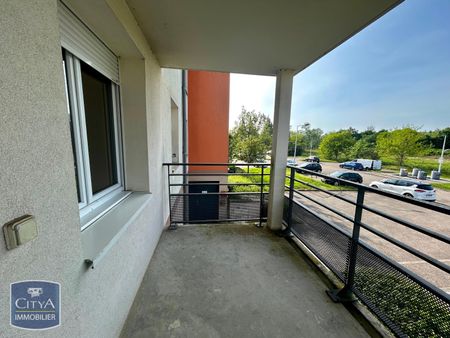 Location Appartement 2 pièces 38m² BOURG EN BRESSE 01000 - Photo 3