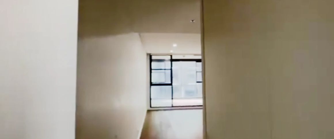 6 Kingsborough Way, Sydney - Photo 1