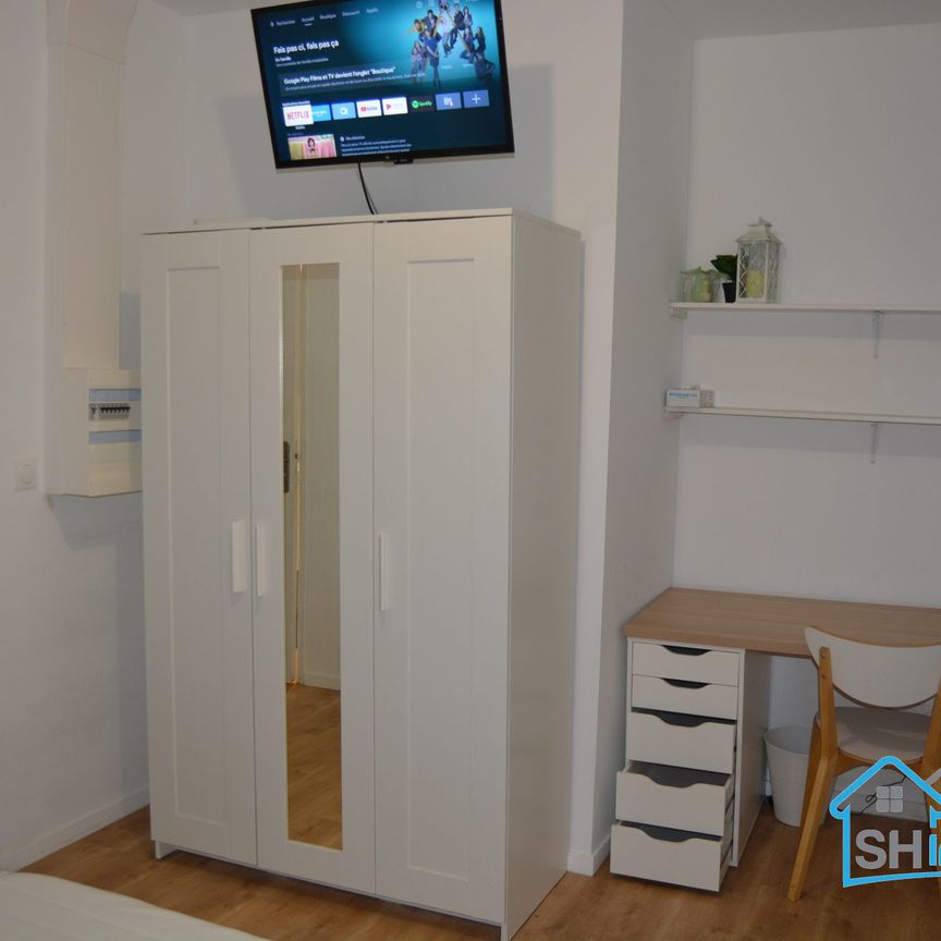 Location Appartement 1 pièce 16m² ROUBAIX 59100 - Photo 1