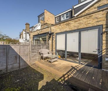 4 bedroom terraced house to rent - Photo 6