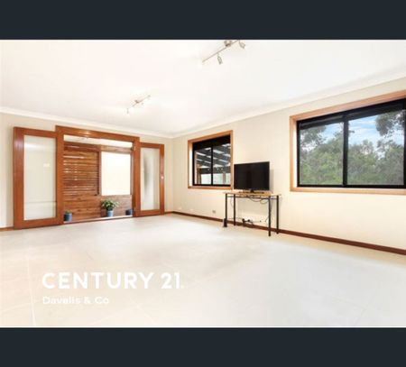 37 Caratel Crescent, Marayong, NSW 2148 - Photo 4