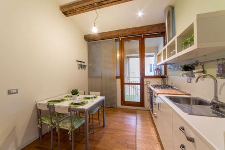 Bright room in Via Ponte Alle Mosse - Photo 3