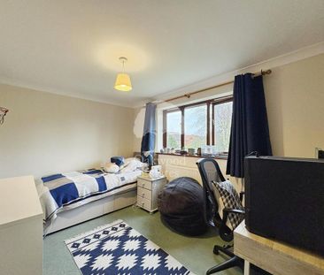 3 bedroom detached house to rent - Photo 4