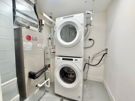 107 Roger Street #406 - Photo 5