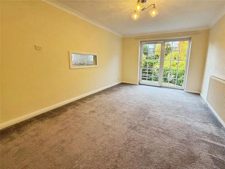 4 bedroom detached house to rent - Photo 2