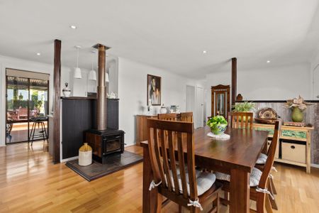 You'll be proud to call it home - 'Jacaranda'! - Photo 2