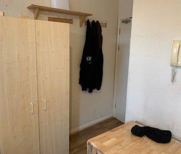 House share to rent - Photo 3