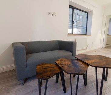 1 Bed Flat, Stamford Hill, N16 - Photo 1