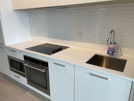 For Lease - 3 Gloucester Street Unit# 3704, Toronto, Ontario - Photo 2