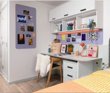 Extra Large Standard Double Ensuite - Photo 6