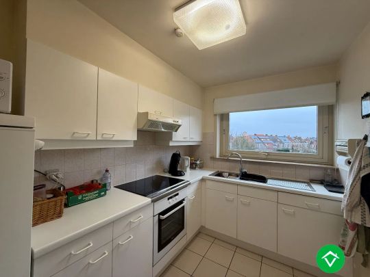 Ruim 2-slaapkamersappartement met garage in centrum Roeselare - Photo 1