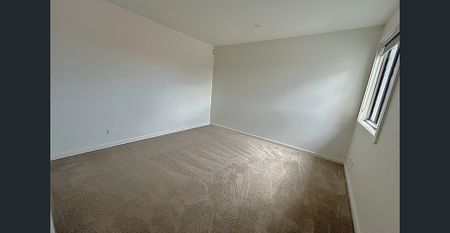 BEAUTIFUL TOWNHOUSE - TOP LOCATION - Photo 2