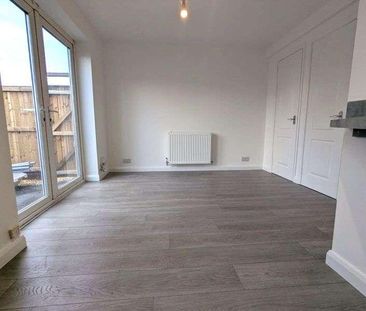 Leven Close, Gloucester, GL2 - Photo 4