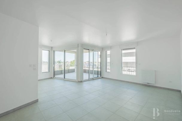 Rental Apartment Bordeaux Saint-Jean - Photo 1