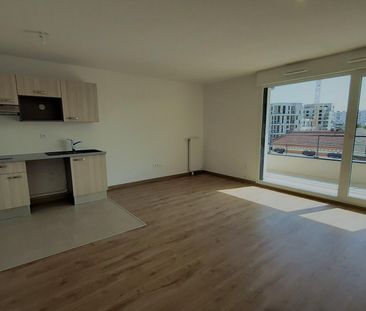 location Appartement T1 DE 39.3m² À COLOMBES - Photo 4