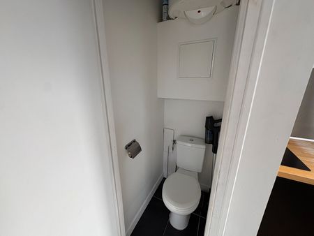 Location Appartement 1 pièce 14m² LILLE 59000 - Photo 5