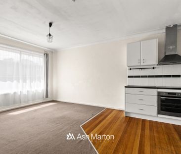 2/42 Petrie Street, Frankston, VIC 3199 - Photo 3