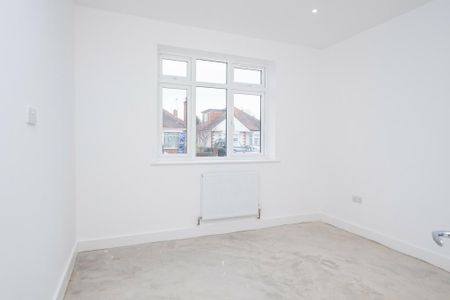 4 bedroom detached house to rent - Photo 5