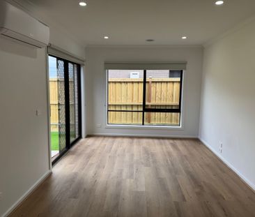 Brand New Stylish Home with Solar Panels - Photo 3