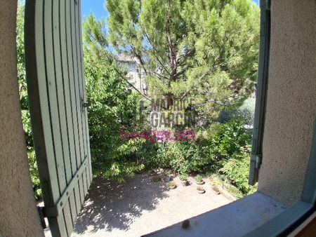 Appartement à louer, 2 pièces - L'Isle-sur-la-Sorgue 84800 - Photo 2