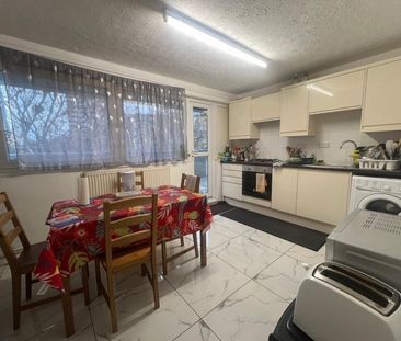 Room in a Shared Flat, Whytlaw House, E3 - Photo 5