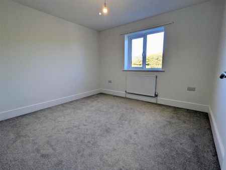 5 bedroom detached house to rent - Photo 5