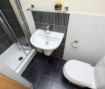 6 bedroom house to rent - Photo 4