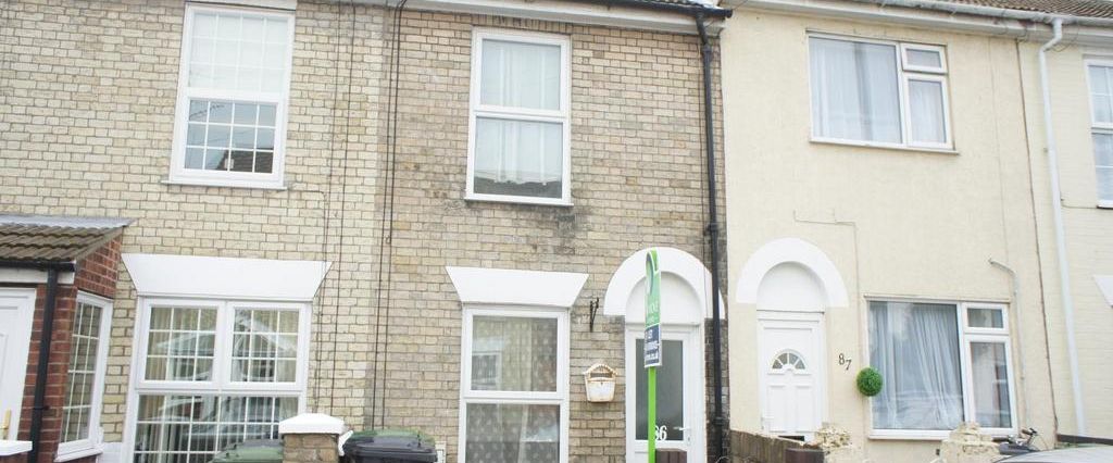 2 bedroom house to rent - Photo 1