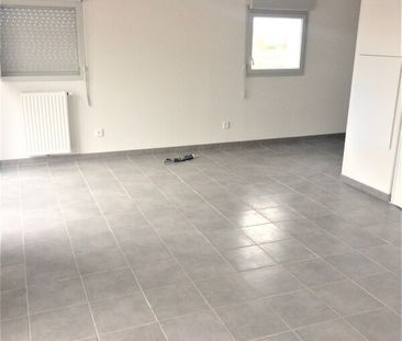 Location Appartement 4 pièces 76m² BEGLES 33130 - Photo 1