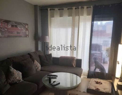 Alquiler de piso en Calle Guatemala - Photo 1