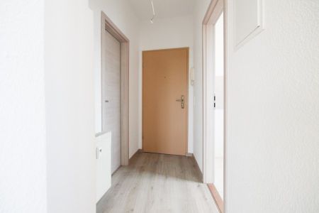 Modern und großzügig - 2-Raum-Wohnung direkt im Zentrum von Annaberg-Buchholz!! - Foto 3