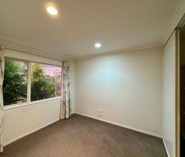 4-BEDROOM IN EAST TAMAKI - Photo 1
