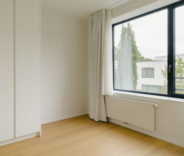 Woning te huur in Ukkel voor € 3.500 met 3 slaapkamers - Photo 1