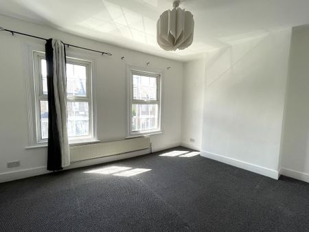 4 bedroom house to rent - Photo 2
