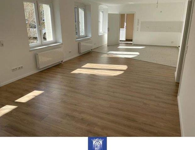 Helle Wohnung im Hinterhaus! Schöne Terrasse und Tageslichtbad mit Wanne! - Photo 1