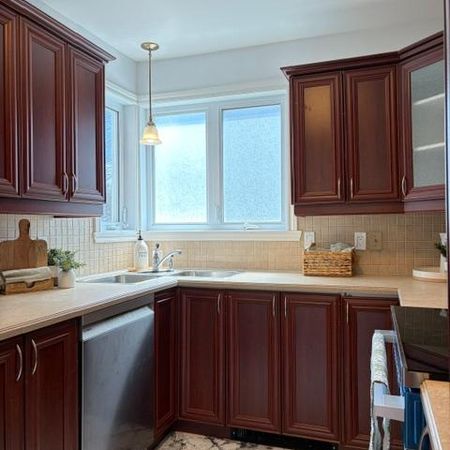 Grand 5 1/2 Terrasse privée libre 1er juin ou 1er juillet 1750$/mois 5 ELECTROS NEUFS FOURNIS - Photo 4