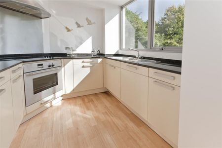 The Marlborough, NG3 - Photo 4