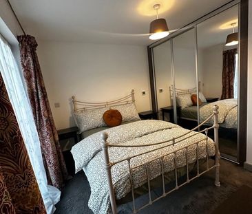 2 Bed Flat, Arnos Vale, BS4 - Photo 1